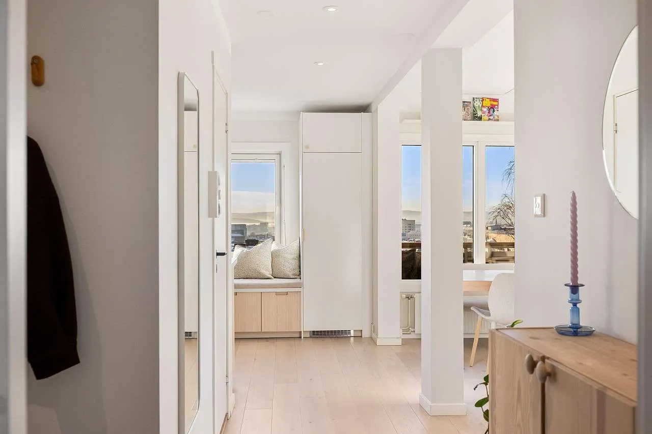 Home Window Tinting: Comfort, Privacy, Savings